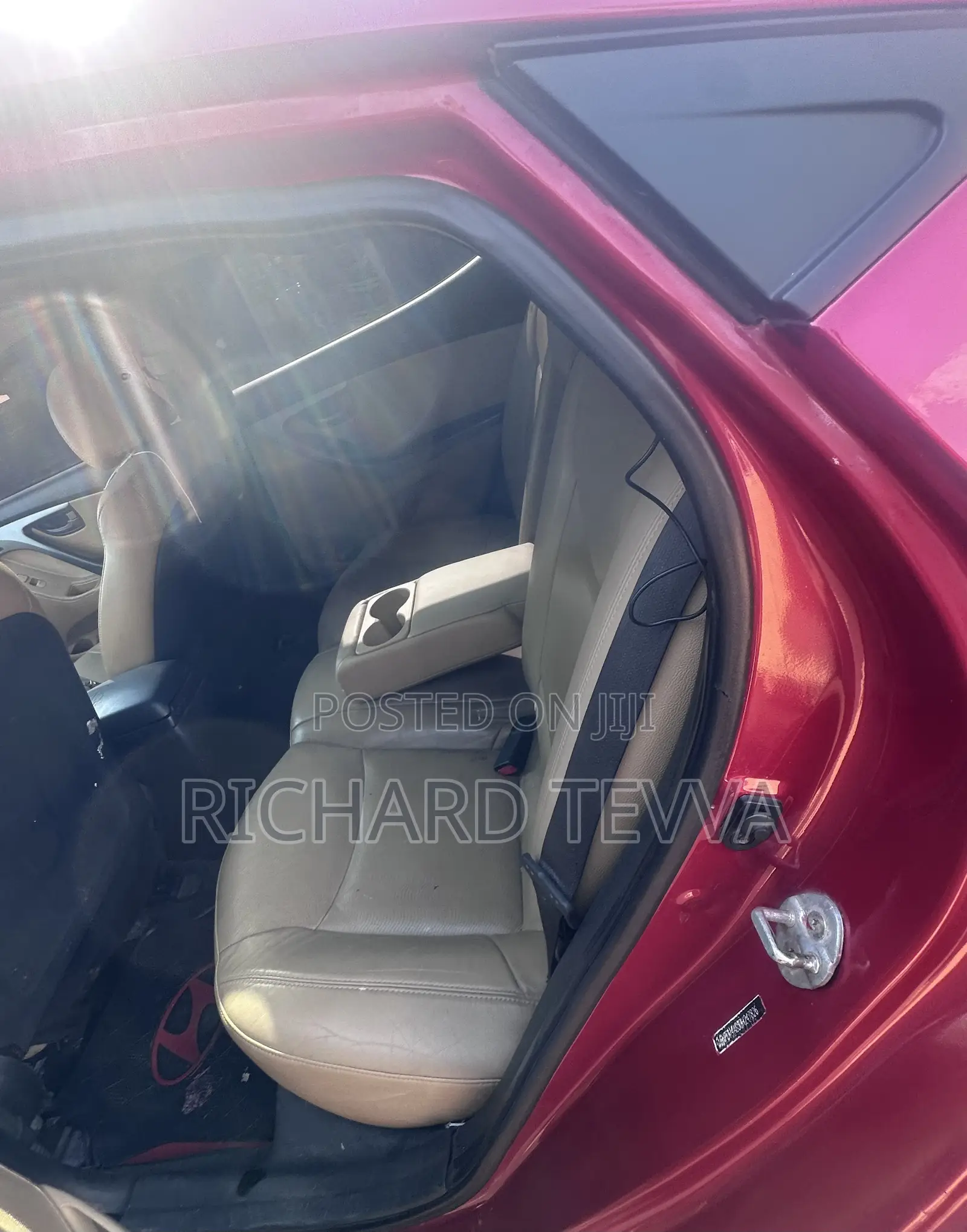 Hyundai Elantra Limited Sedan FWD (1.8L 4cyl 6A) 2013 Red