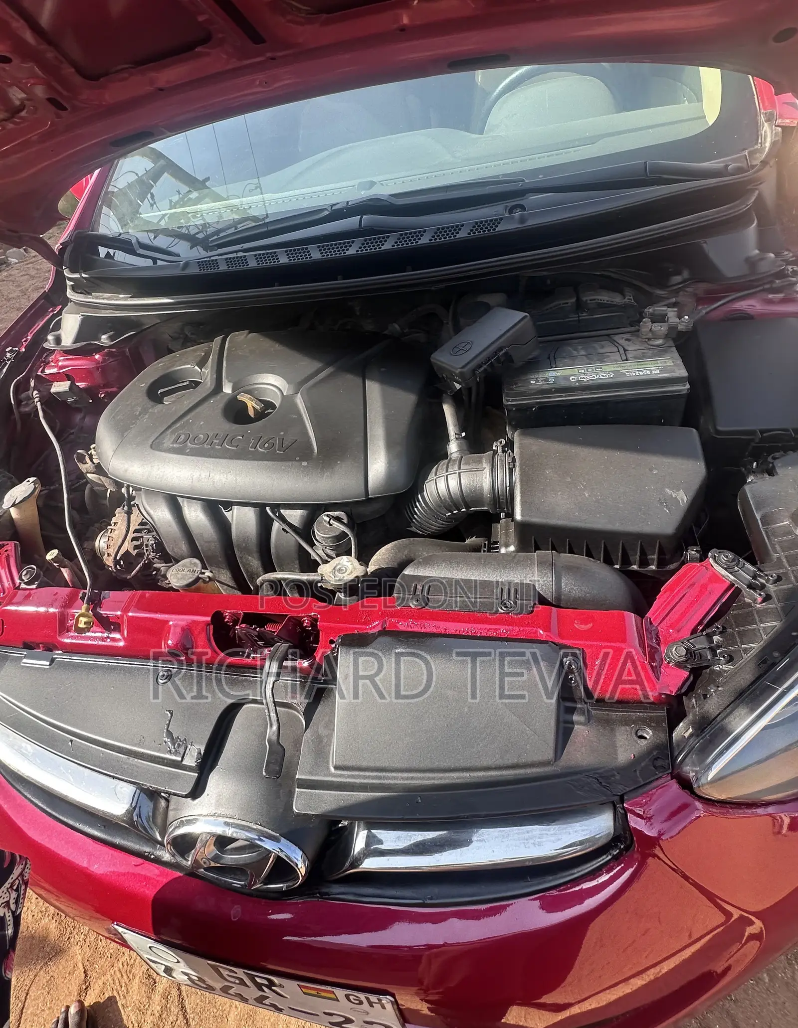 Hyundai Elantra Limited Sedan FWD (1.8L 4cyl 6A) 2013 Red