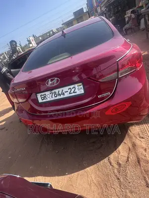 Hyundai Elantra Limited Sedan FWD (1.8L 4cyl 6A) 2013 Red