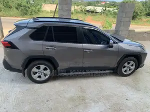Toyota RAV4 Adventure AWD 2024 Gray
