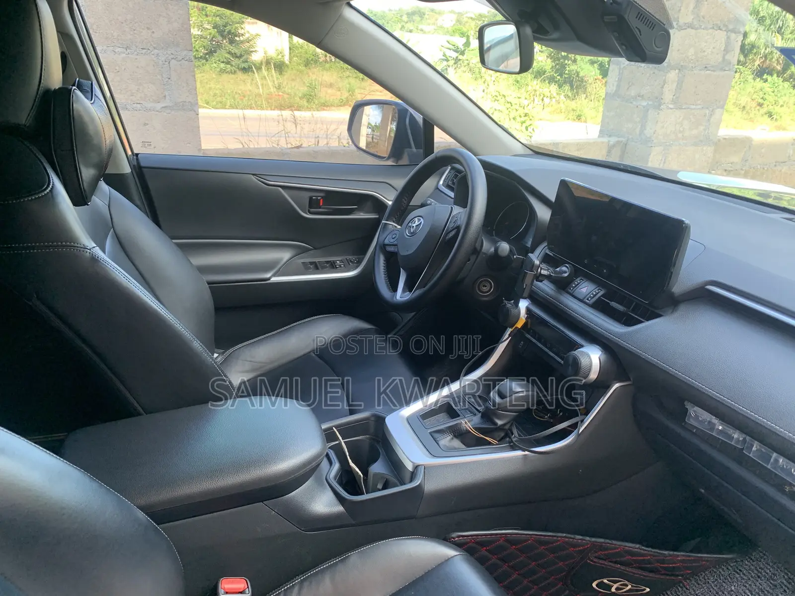 Toyota RAV4 Adventure AWD 2024 Gray