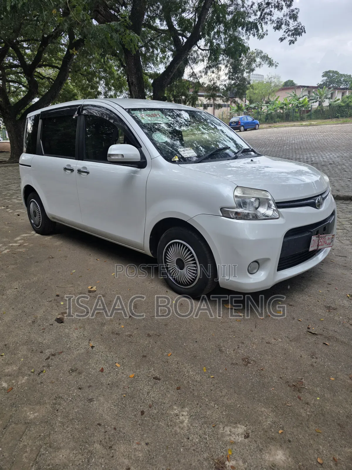 Toyota Sienta 1.5 AWD 2015 White