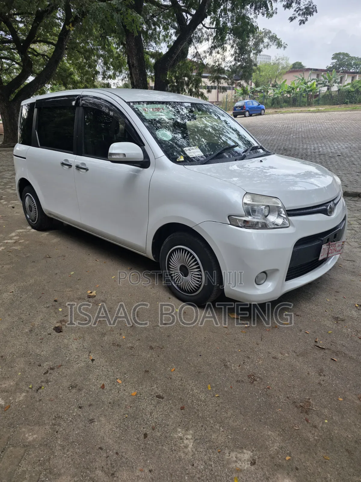 Toyota Sienta 1.5 AWD 2015 White