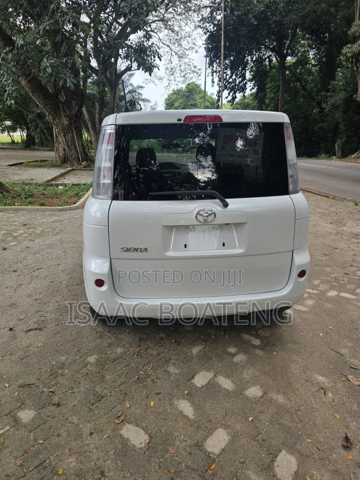 Toyota Sienta 1.5 AWD 2015 White