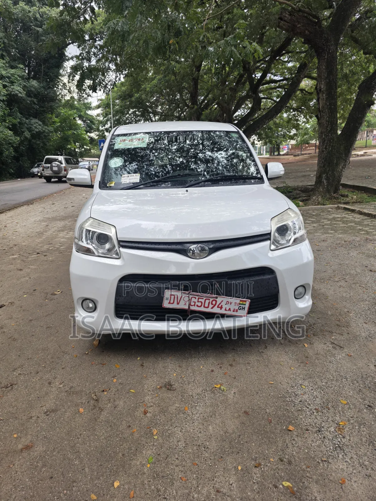Toyota Sienta 1.5 AWD 2015 White