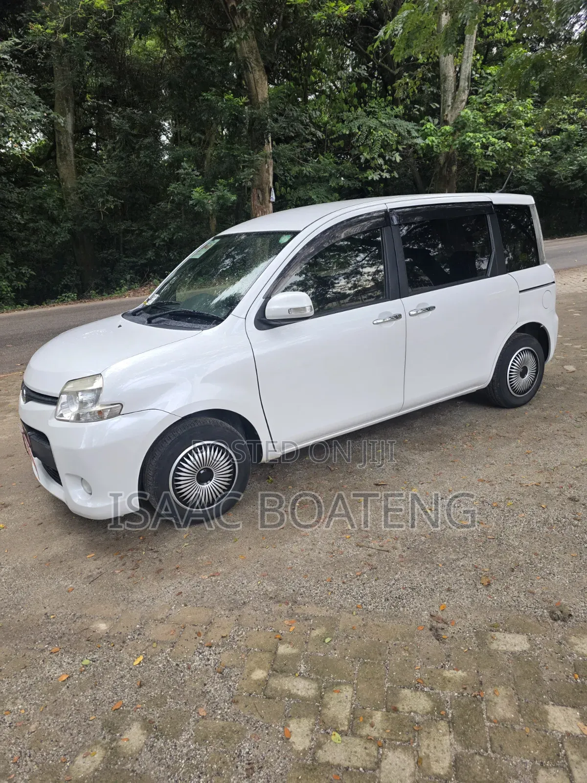 Toyota Sienta 1.5 AWD 2015 White