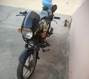 Bajaj Boxer 125 2025 Black