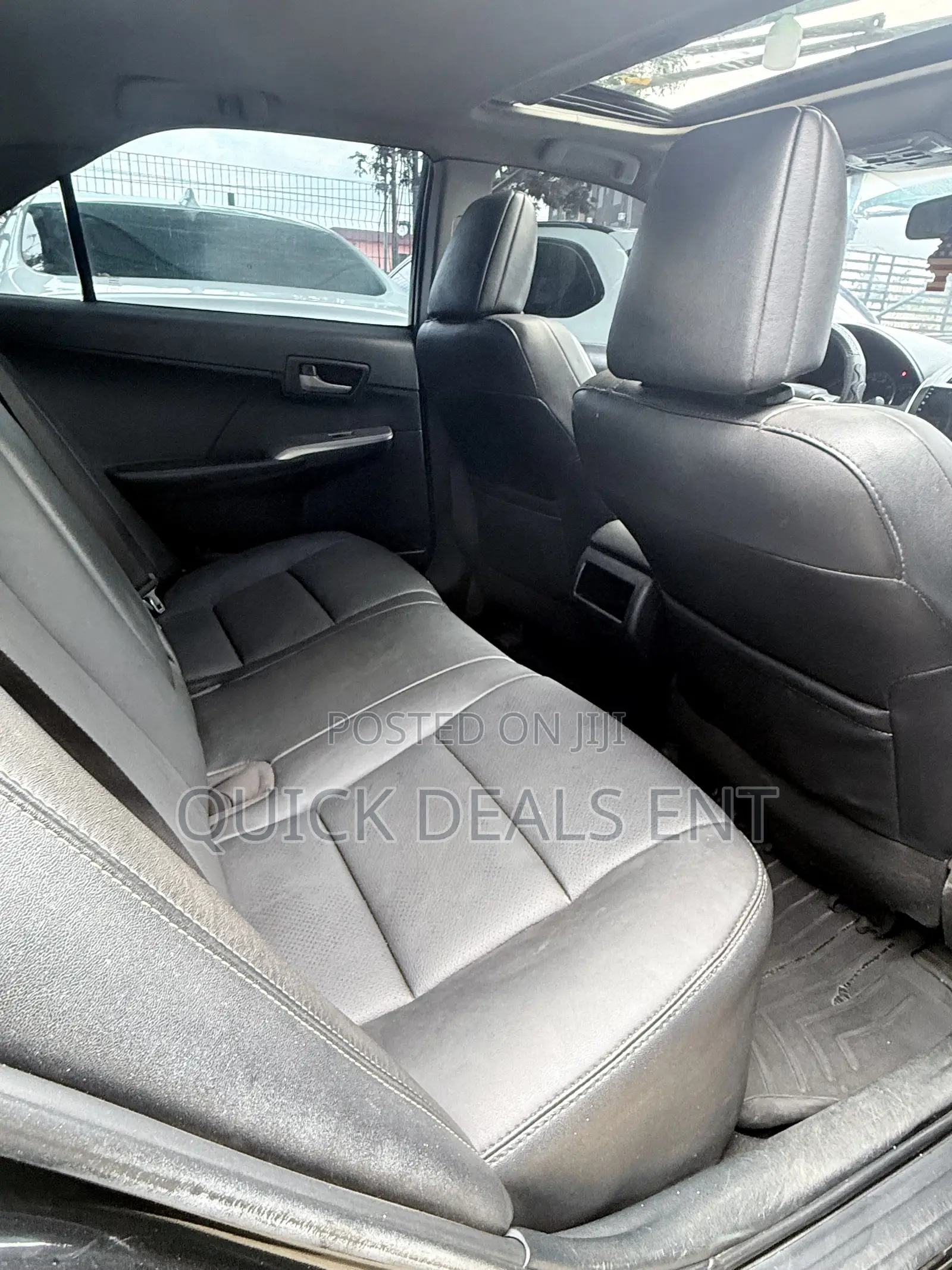 Toyota Camry SE 4dr Sedan (2.5L 4cyl 6A) 2014 Black