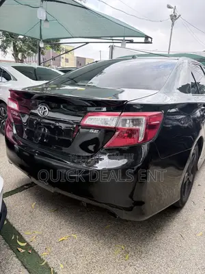 Toyota Camry SE 4dr Sedan (2.5L 4cyl 6A) 2014 Black