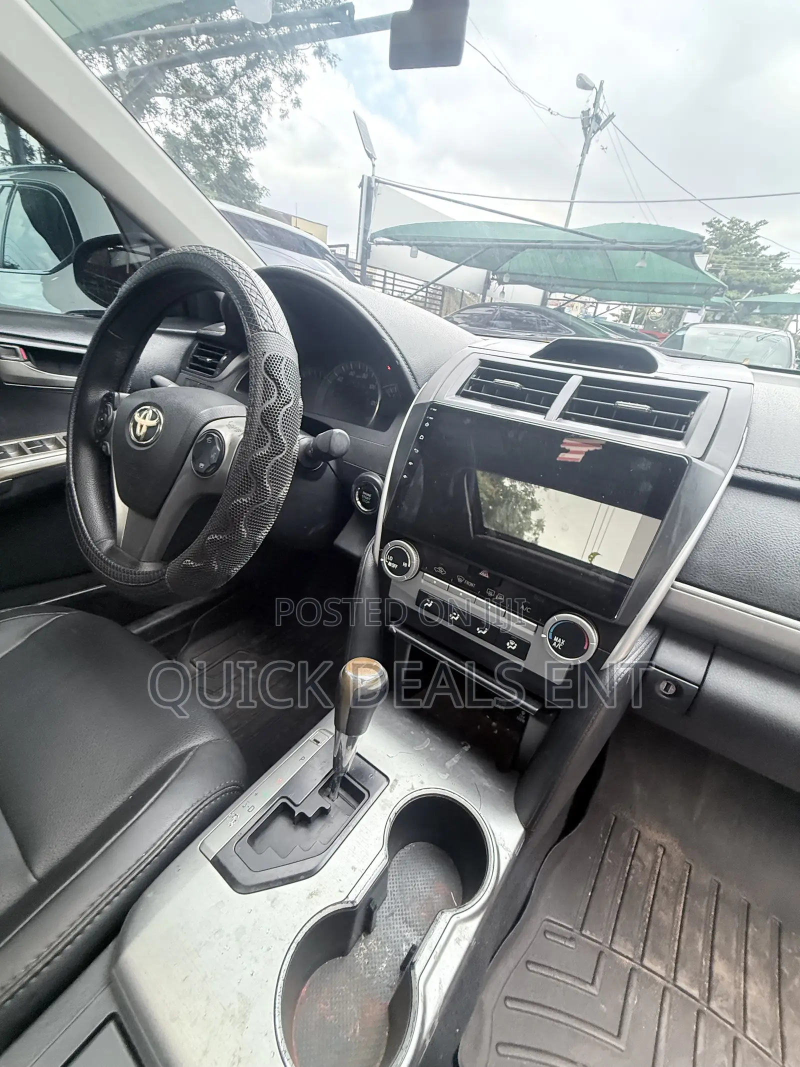 Toyota Camry SE 4dr Sedan (2.5L 4cyl 6A) 2014 Black