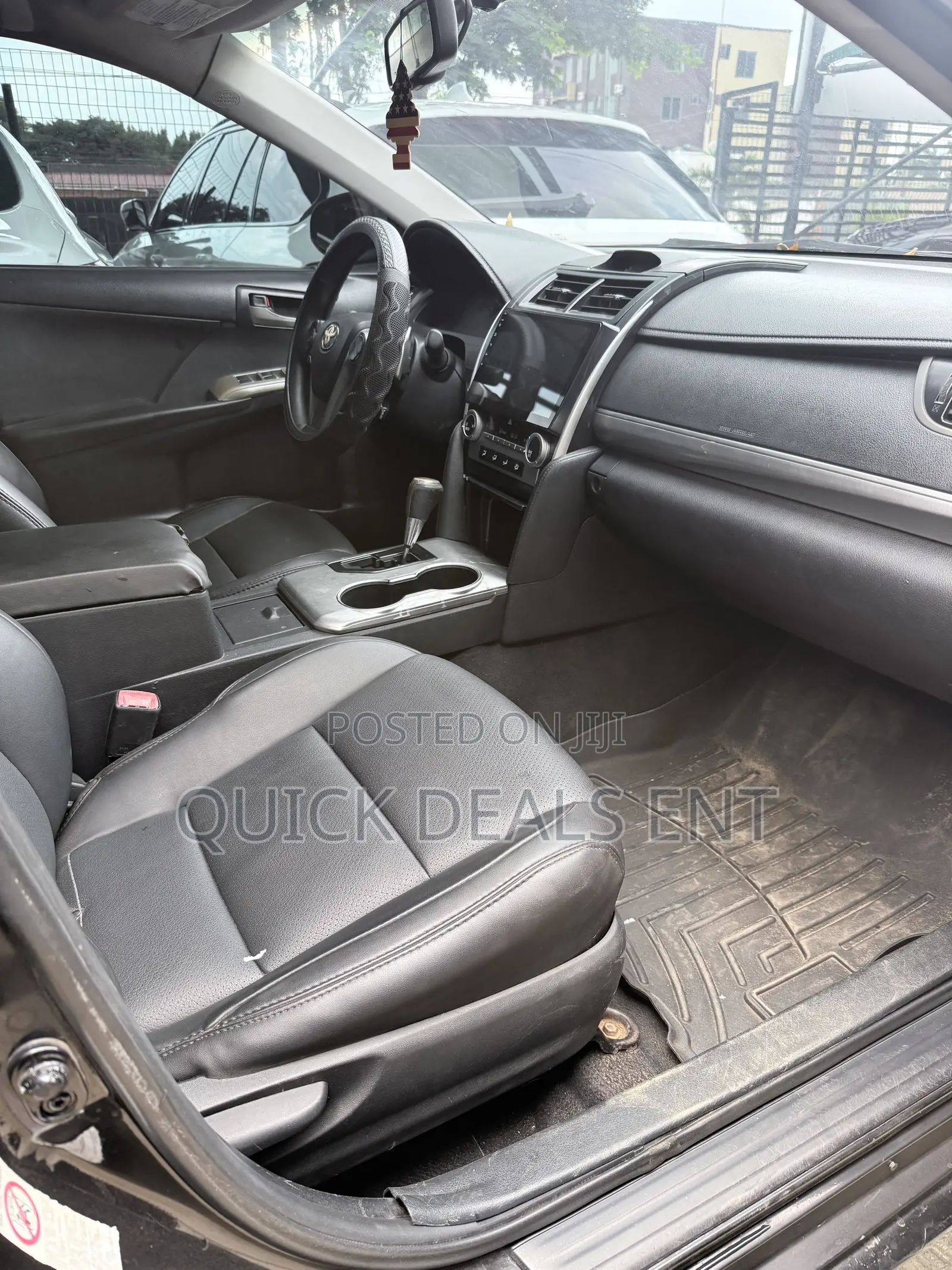 Toyota Camry SE 4dr Sedan (2.5L 4cyl 6A) 2014 Black