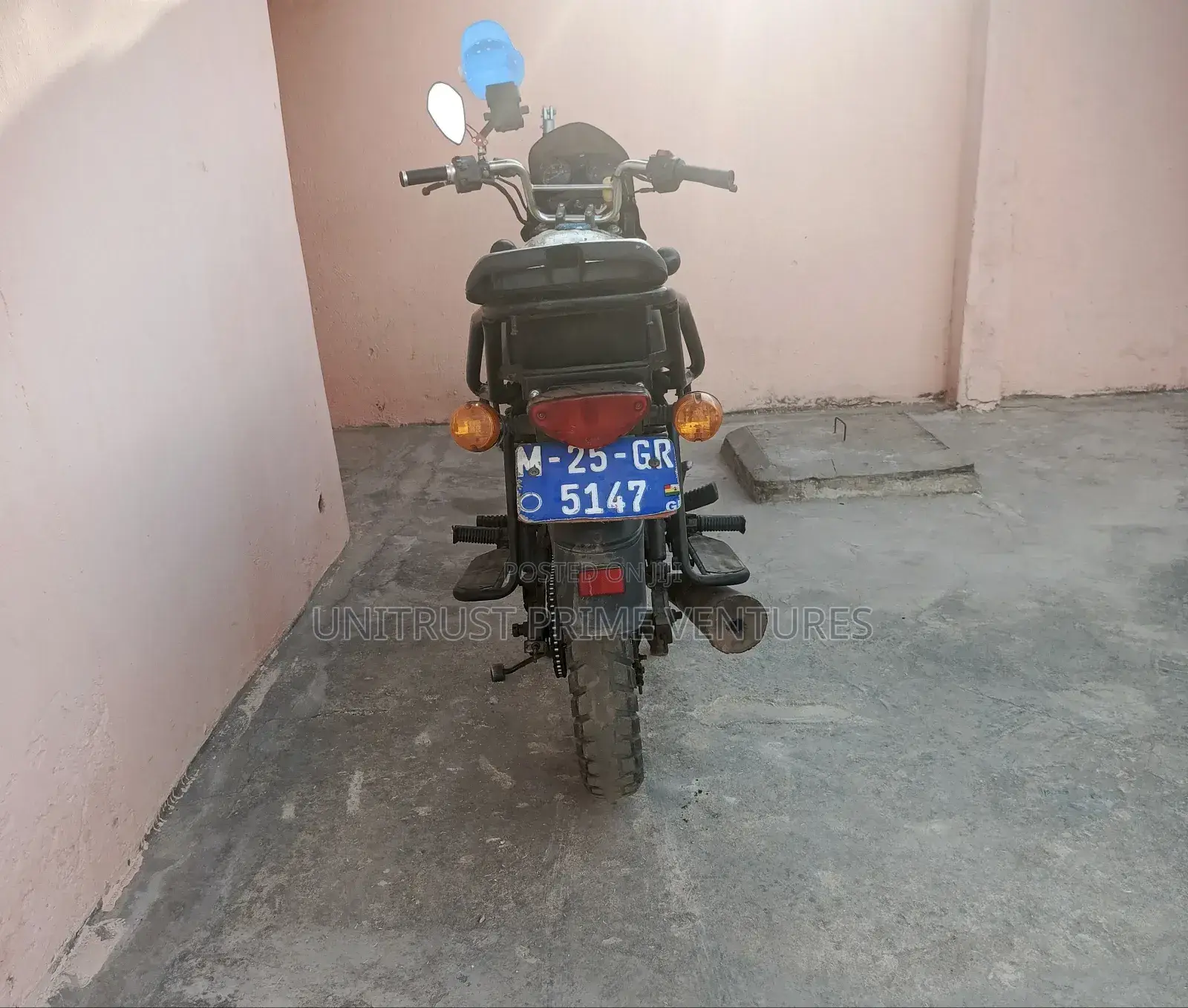 Bajaj Boxer 125 2025 Black