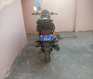 Bajaj Boxer 125 2025 Black