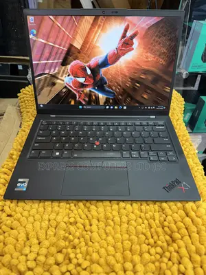 Laptop Lenovo ThinkPad X1 Carbon 16GB Intel Core i7 SSD 1T