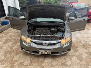 Honda Civic Hybrid Sedan 2013 Gray