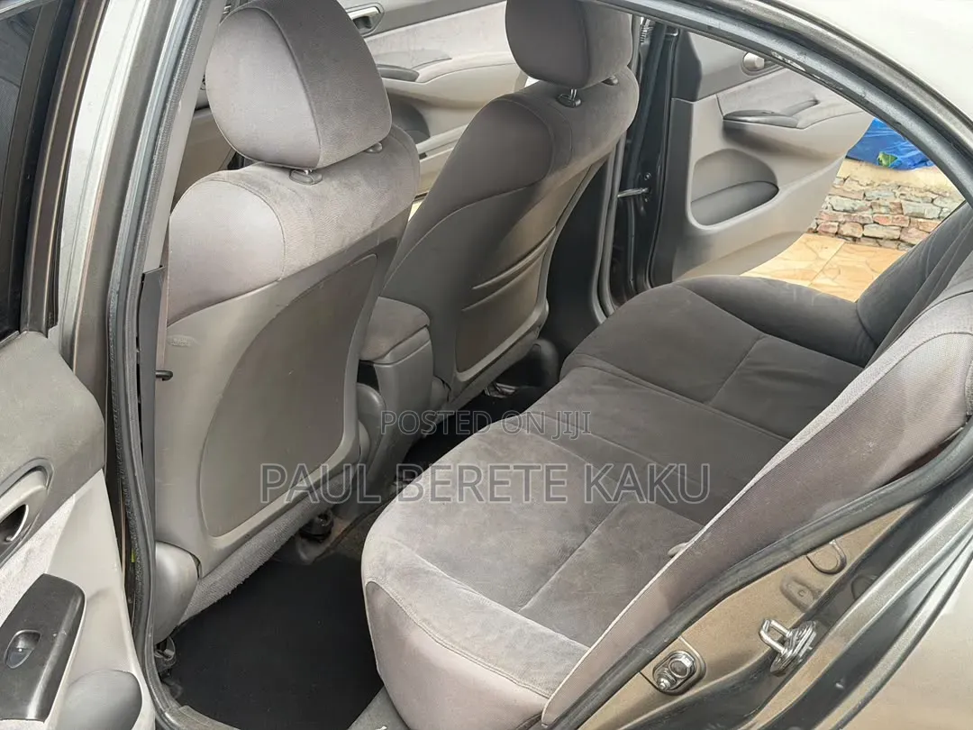 Honda Civic Hybrid Sedan 2013 Gray