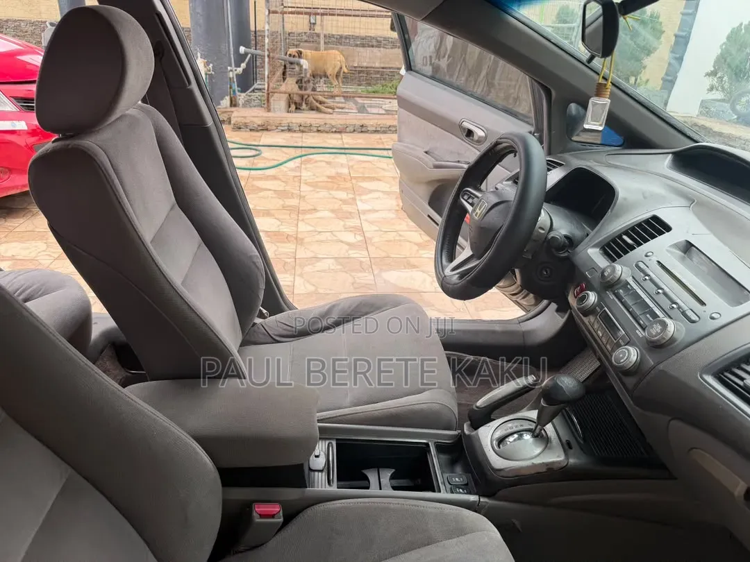 Honda Civic Hybrid Sedan 2013 Gray