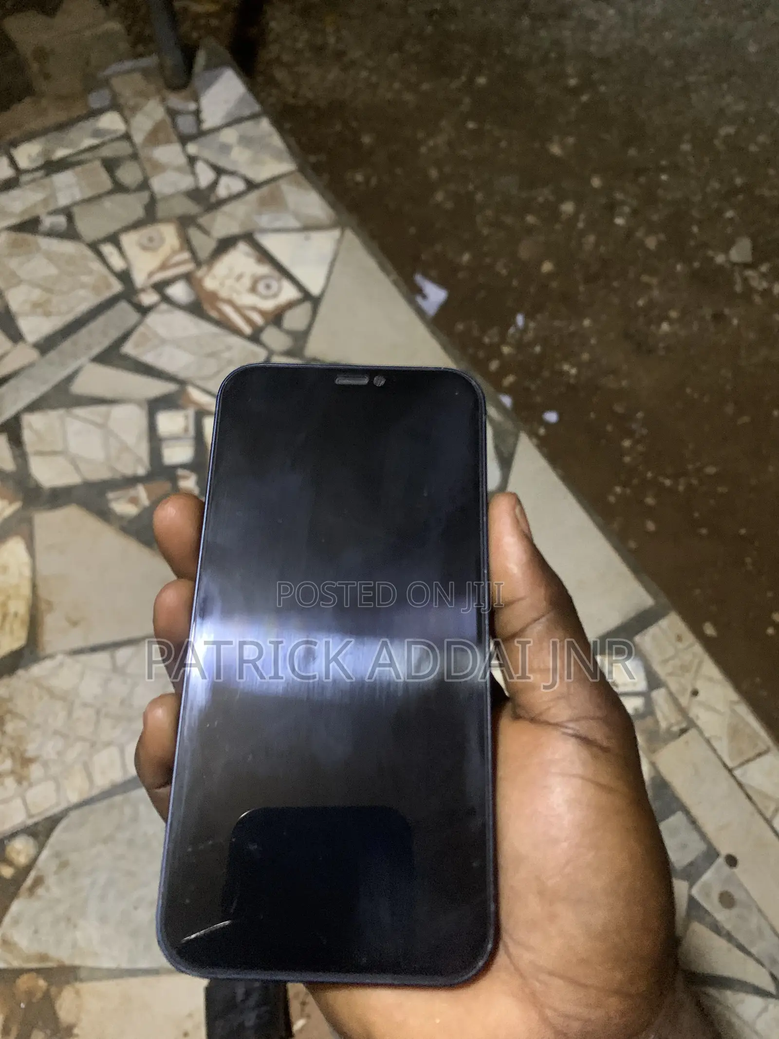 Apple iPhone 12 64 GB