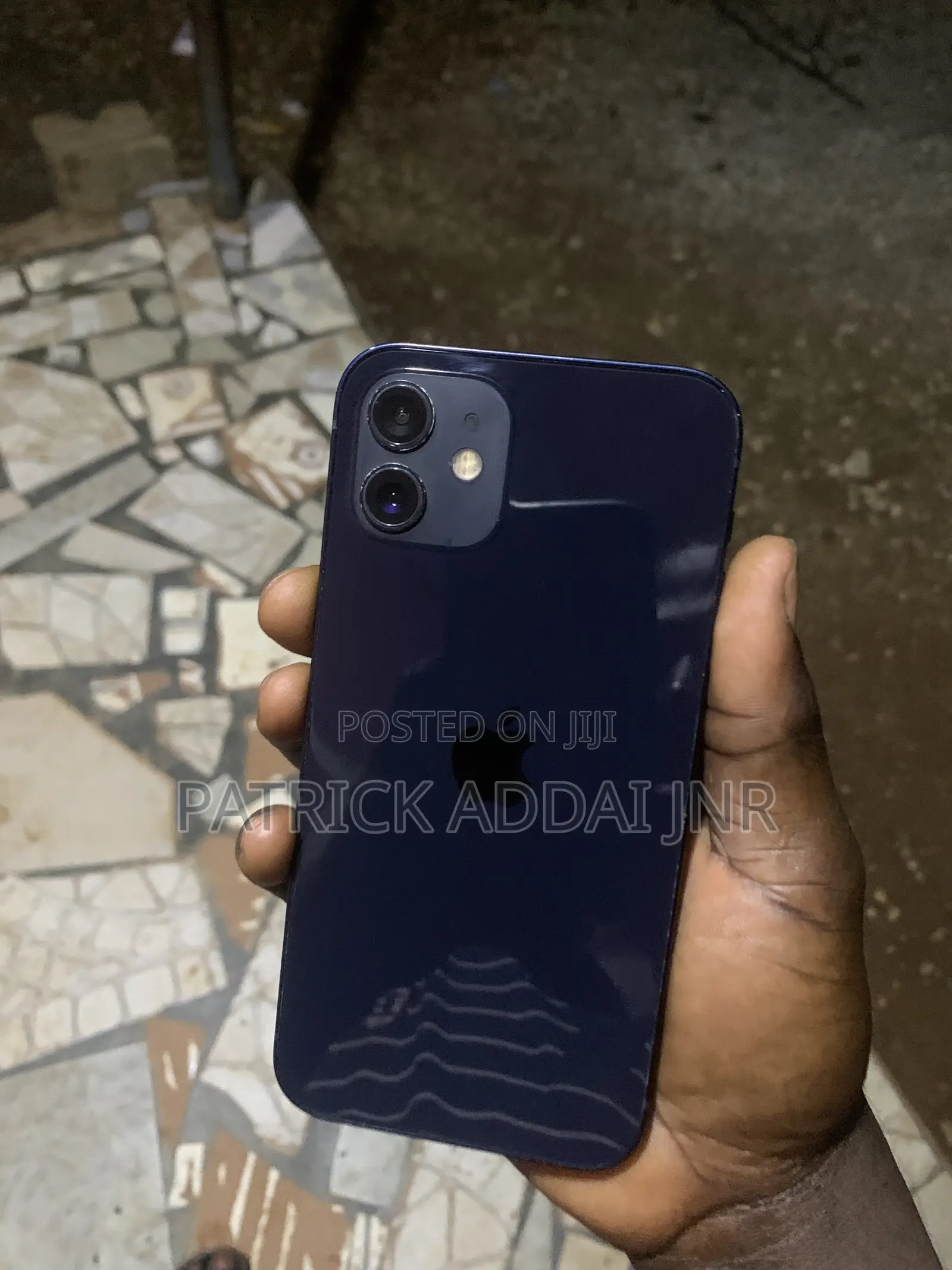 Apple iPhone 12 64 GB