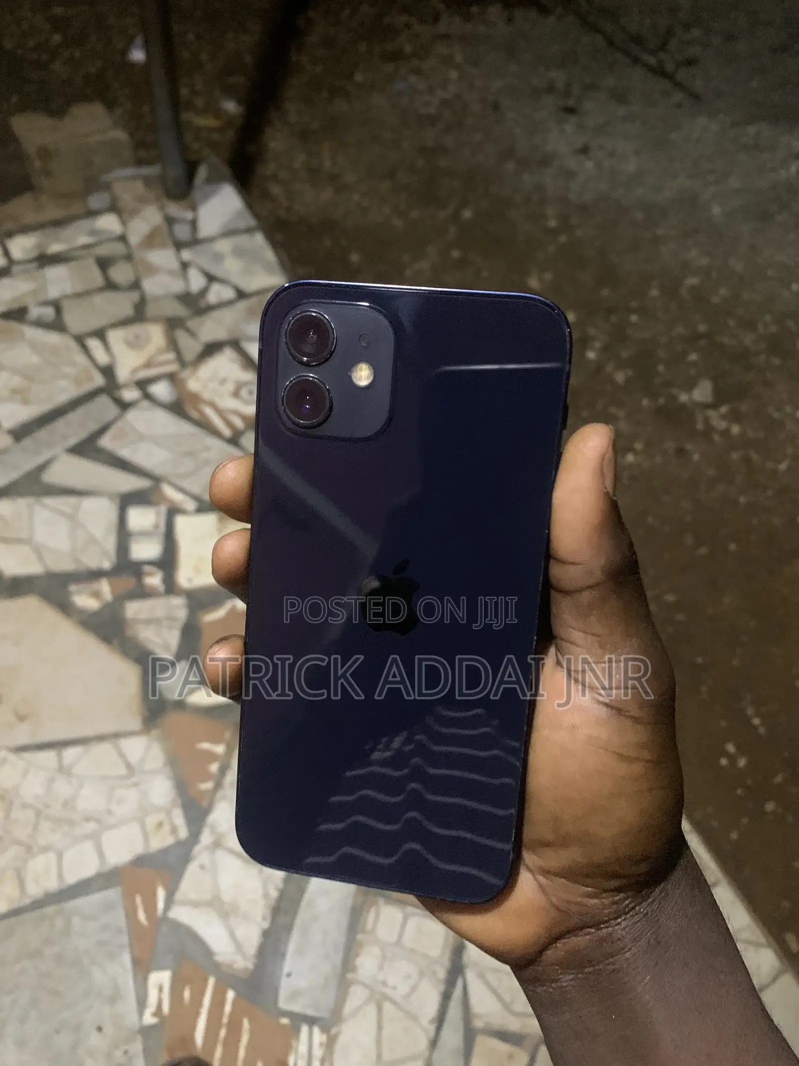 Apple iPhone 12 64 GB