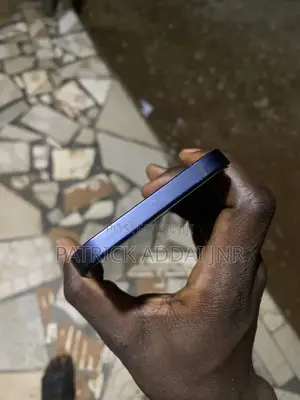 Apple iPhone 12 64 GB