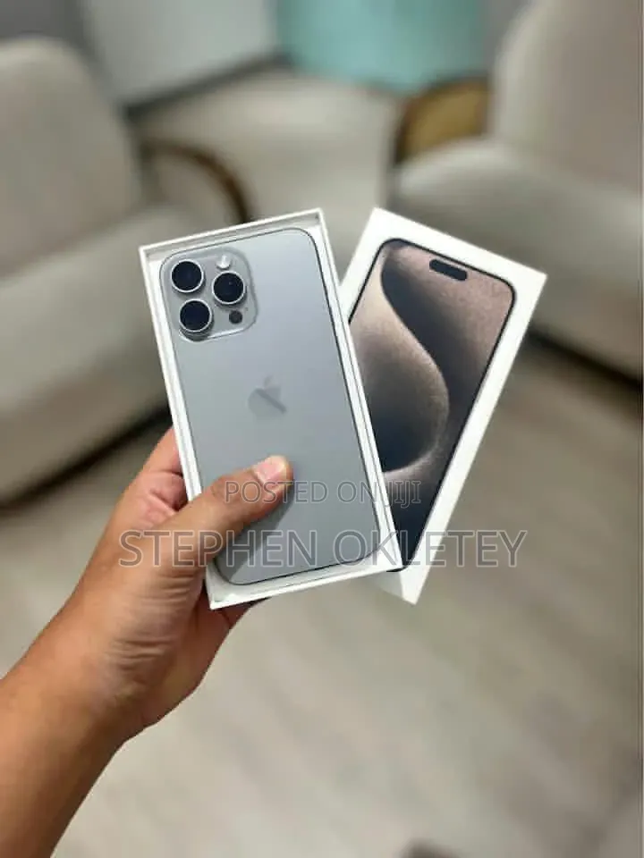 Apple iPhone 15 Pro Max 256 GB Silver