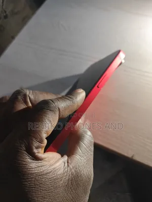 Apple iPhone 14 128 GB Red