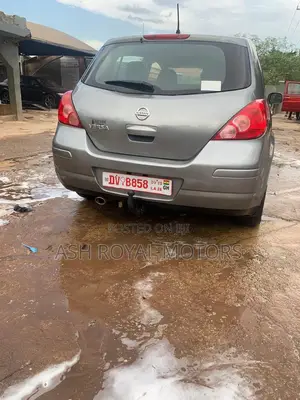 Nissan Versa 2012 Teal