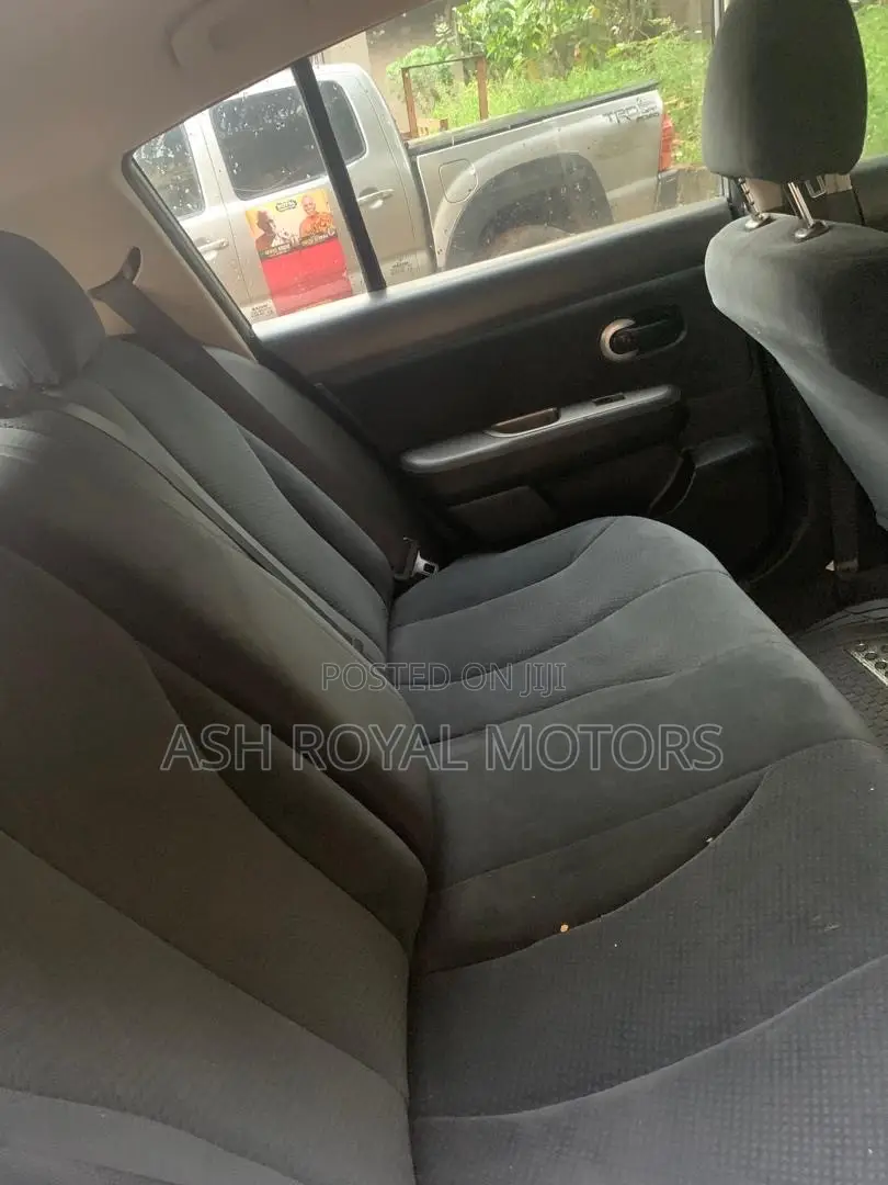 Nissan Versa 2012 Teal