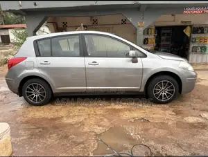 Nissan Versa 2012 Teal