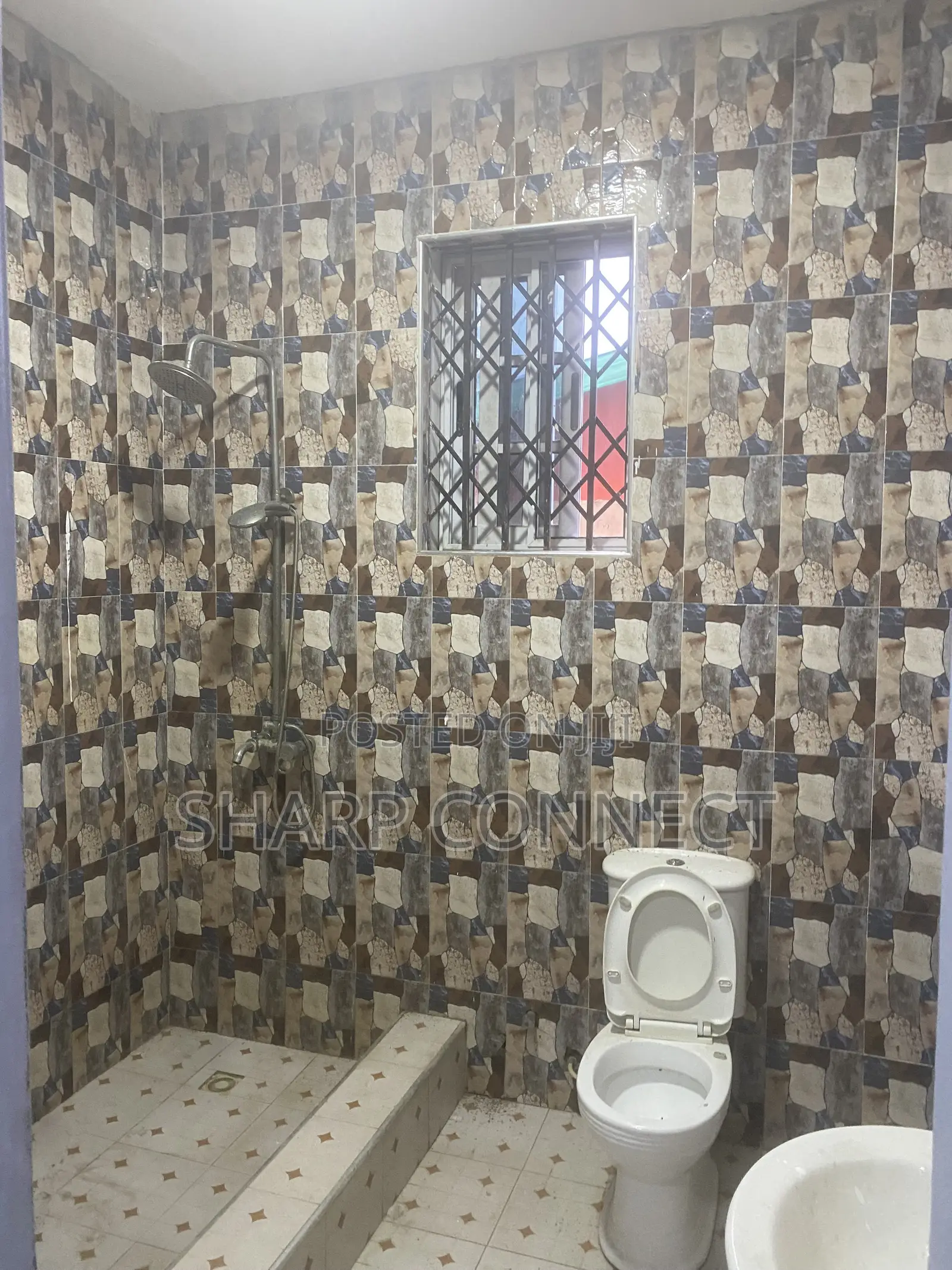 4bdrm House in Kasoa Amanfrom Top for rent