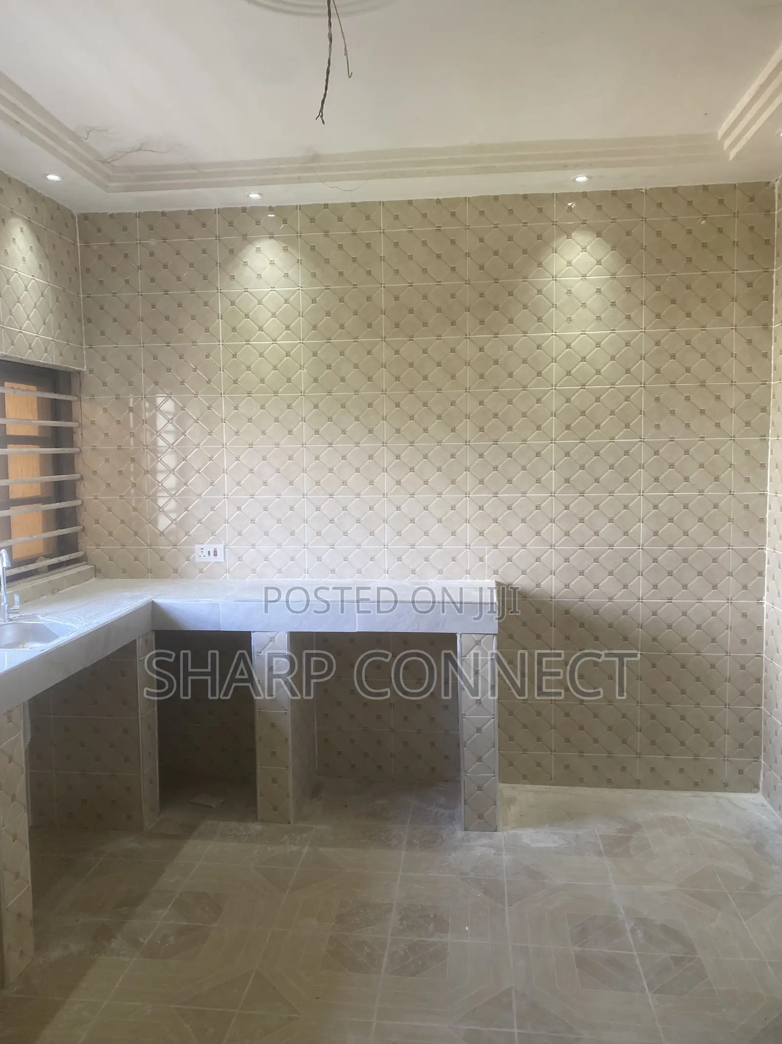 2bdrm Apartment in Kasoa Amanfrom Top for rent