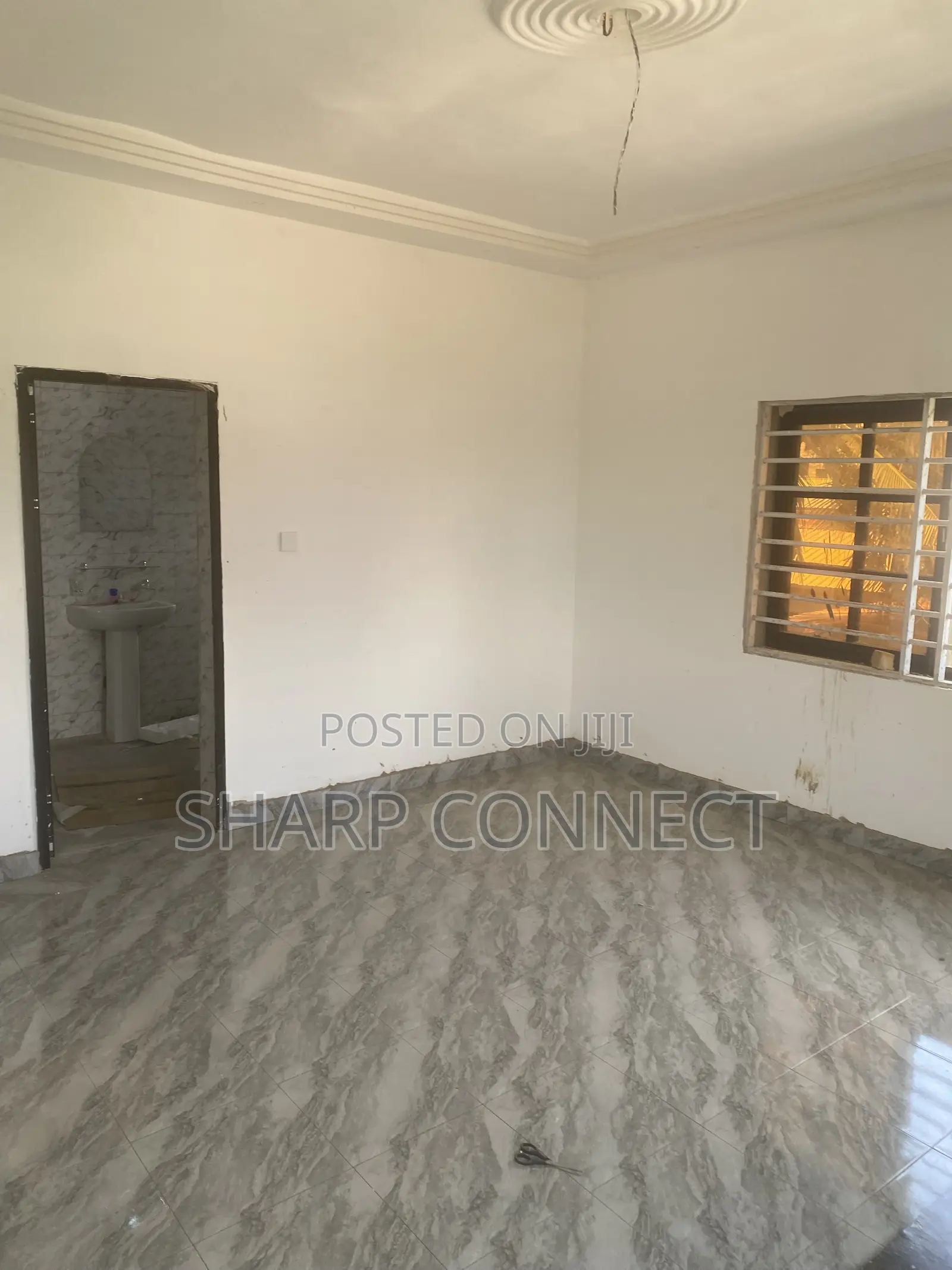 2bdrm Apartment in Kasoa Amanfrom Top for rent