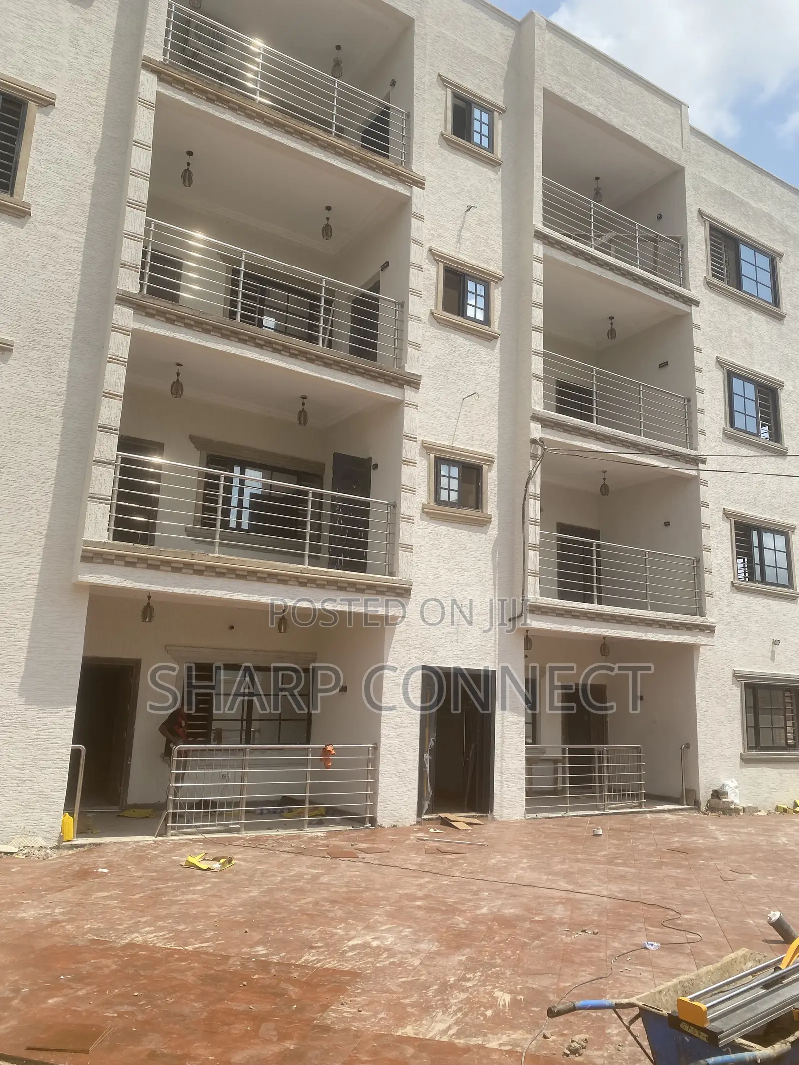 2bdrm Apartment in Kasoa Amanfrom Top for rent