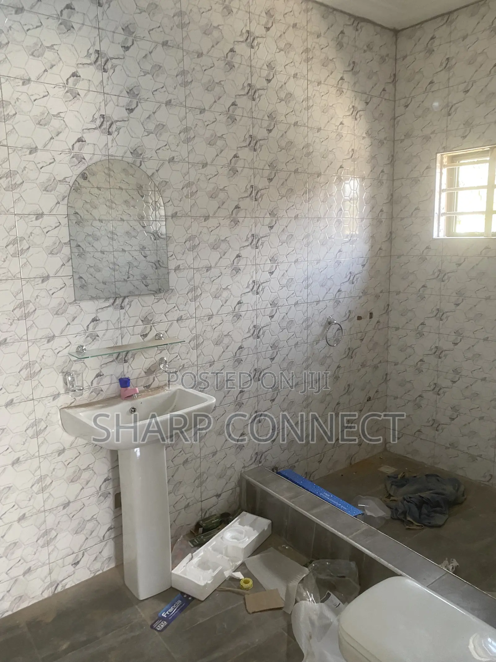2bdrm Apartment in Kasoa Amanfrom Top for rent