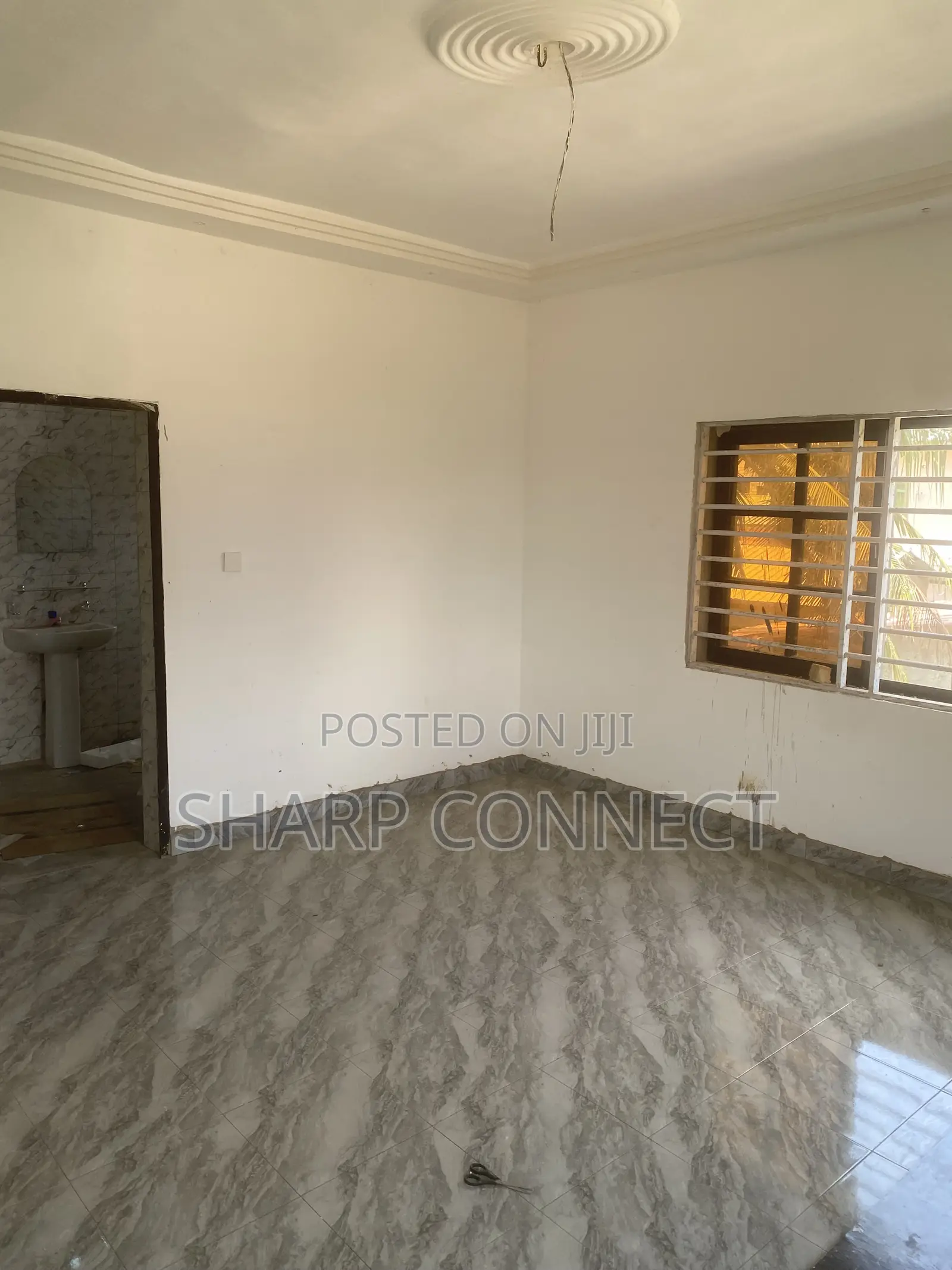 2bdrm Apartment in Kasoa Amanfrom Top for rent