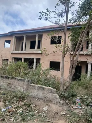 12bdrm House in Kasoa America Down, Adade for sale