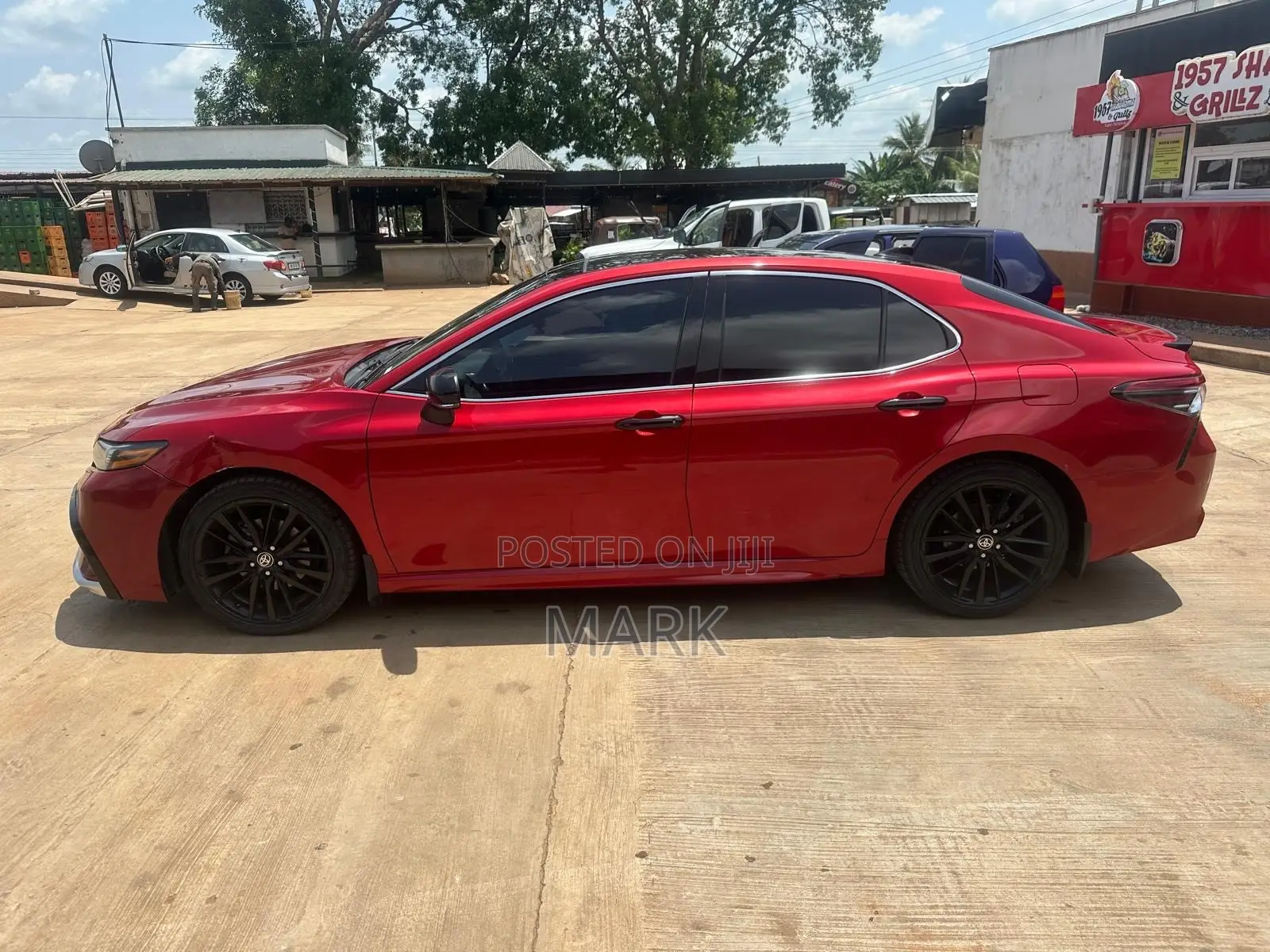 Toyota Camry XSE 2021 Red
