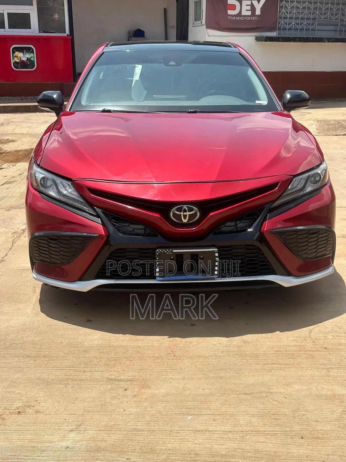 Toyota Camry XSE 2021 Red
