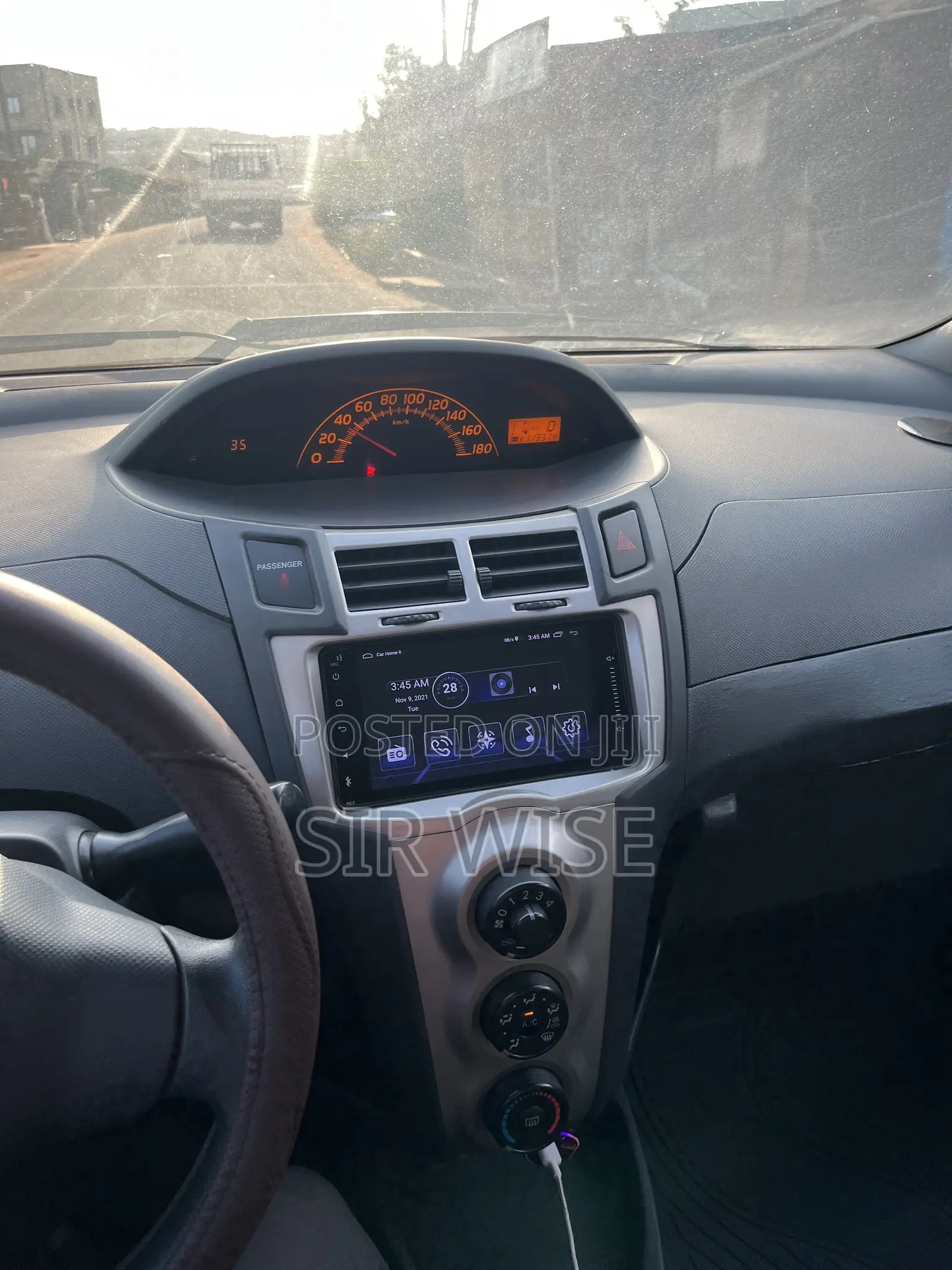 Toyota Vitz 2010 Gray
