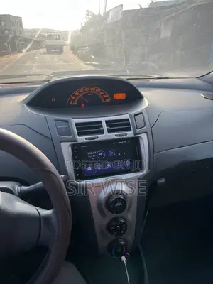 Toyota Vitz 2010 Gray