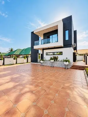 4bdrm House in Sefdard Properties, Adenta for sale