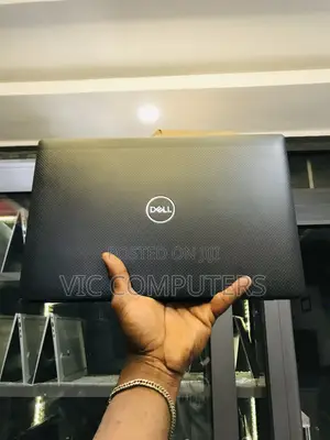 Laptop Dell Latitude 7420 32GB Intel Core i7 SSD 256GB