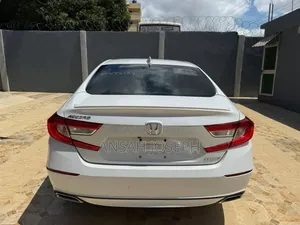 Honda Accord 2019 White