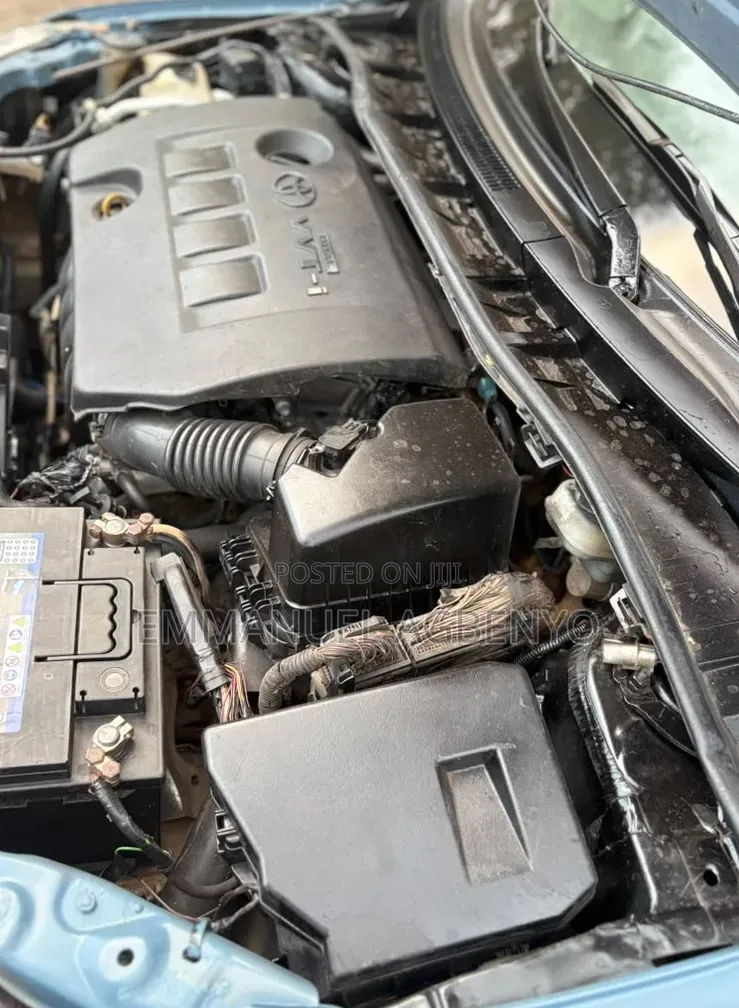 Toyota Corolla LE 4dr Sedan (1.8L 4 cyl 4A) 2009 Gray