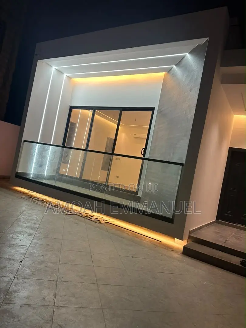 Furnished 3bdrm House in Lake Side Estate for rent