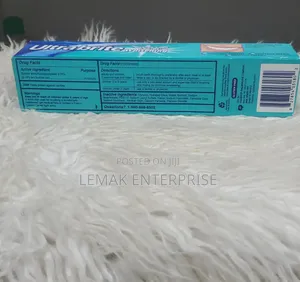 Ultra Brite Baking Soda & Peroxide Whitening Toothpaste