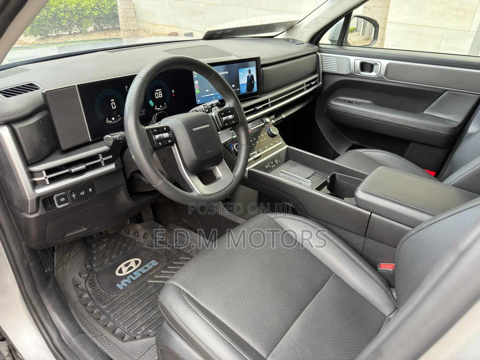 Hyundai Santa Fe SEL 2024 Silver