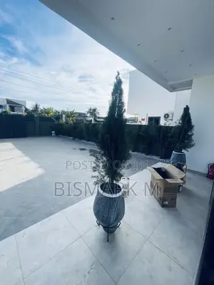 4bdrm House in Ashaley Botwe for sale