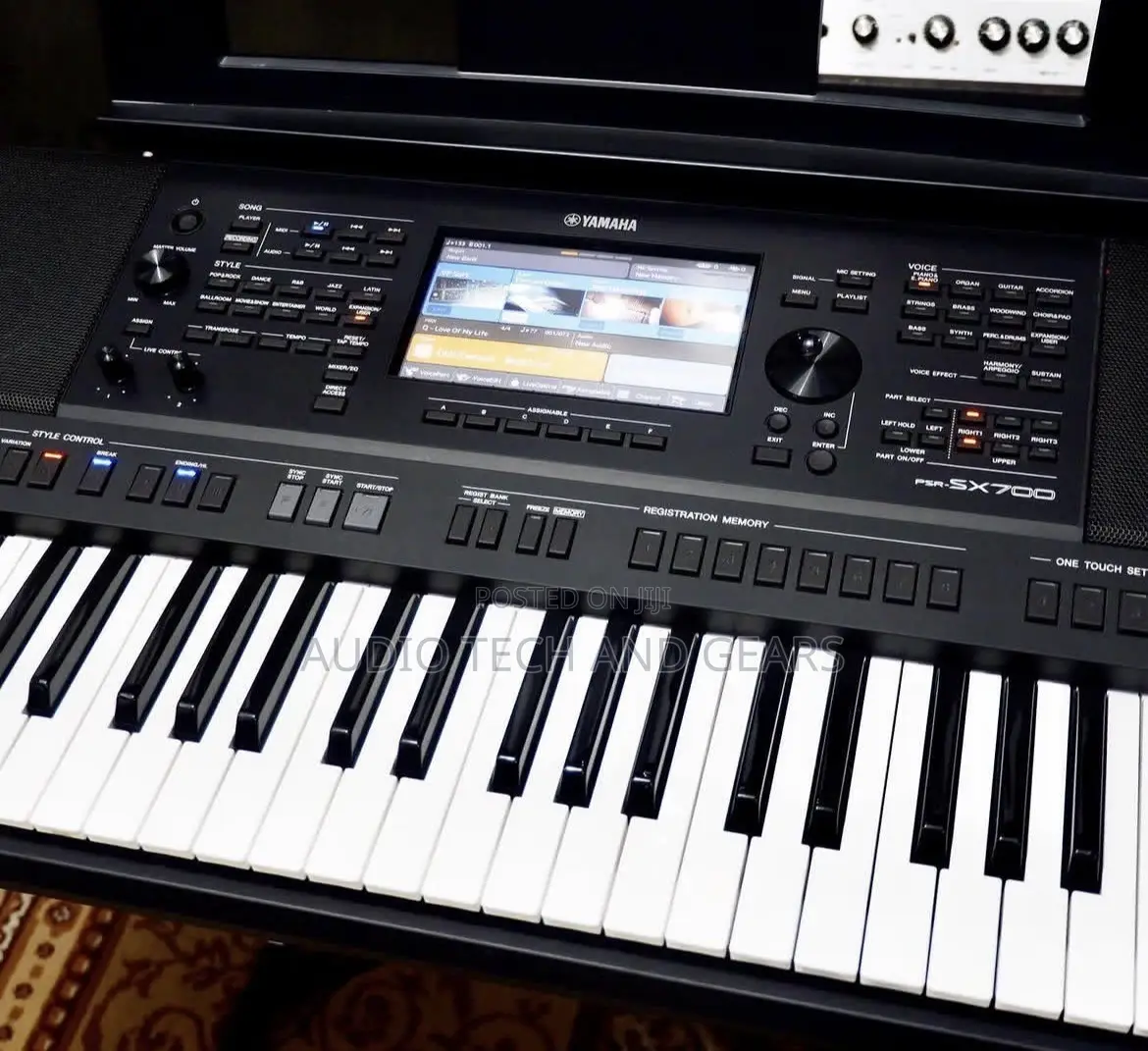Yamaha PSR Sx700 Keyboard